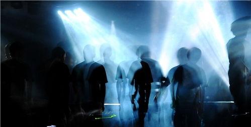 酒吧现场吃瓜图片,吃瓜群众围观趣味瞬间